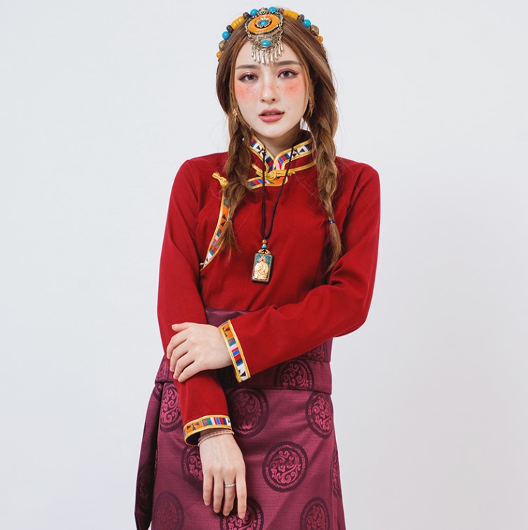 藏族服饰特点