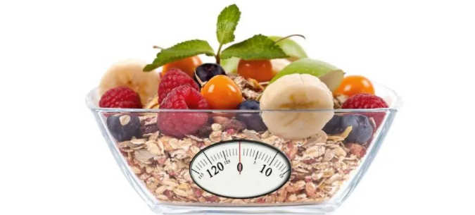 靠少吃减肥会反弹吗，怎样搭配食物才能营养均衡