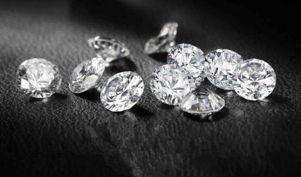 净度si的钻石怎么样以及钻石的净度应该如何判定