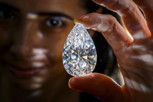 一克拉的裸钻多少钱，成色好的钻石价格高
