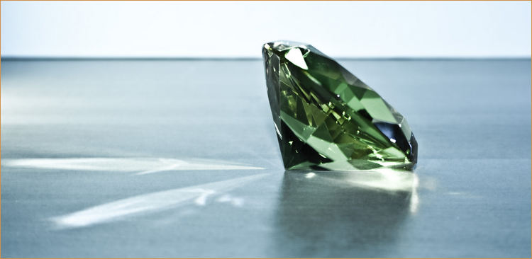 人造钻石和天然钻石的区别是什么