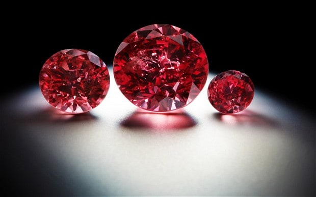 鸽血红宝石与红钻石那个更昂贵？ 哪个更有收藏价值呢？