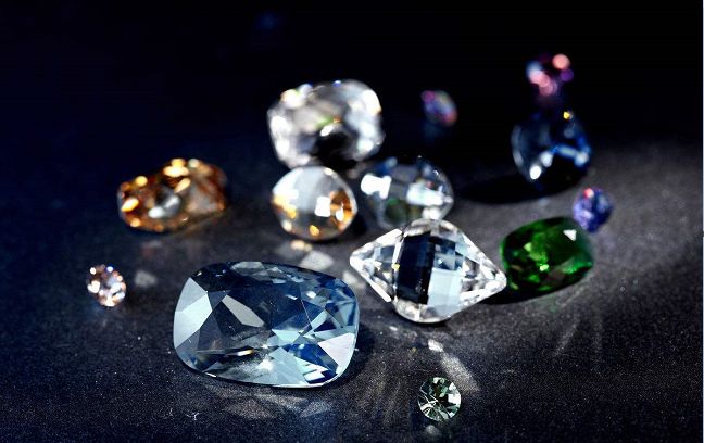 世界十大珠宝品牌 卡地亚成就永恒经典