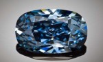 世界上最贵的十大珠宝 天然彩蓝色钻售价8000万美元